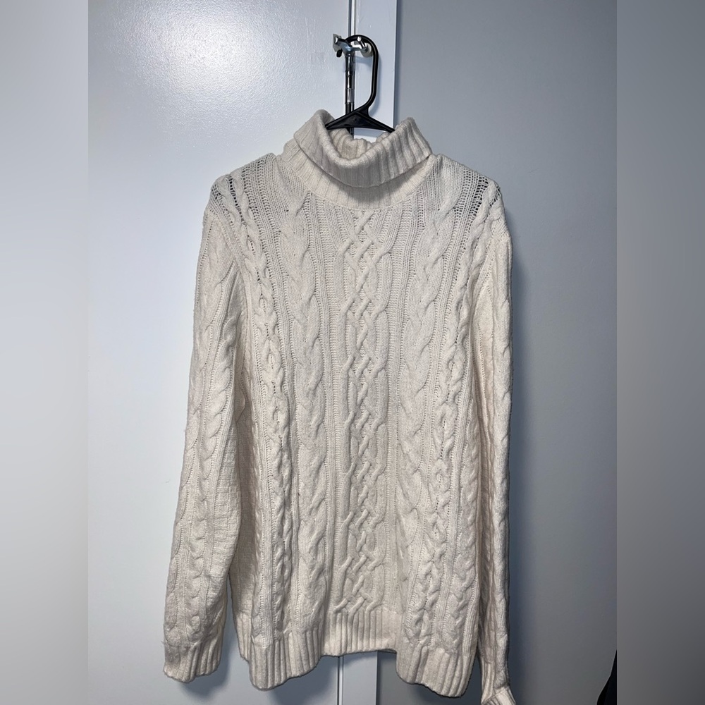 Abercrombie & Fitch Cream Cable Knit Turtleneck Sweater